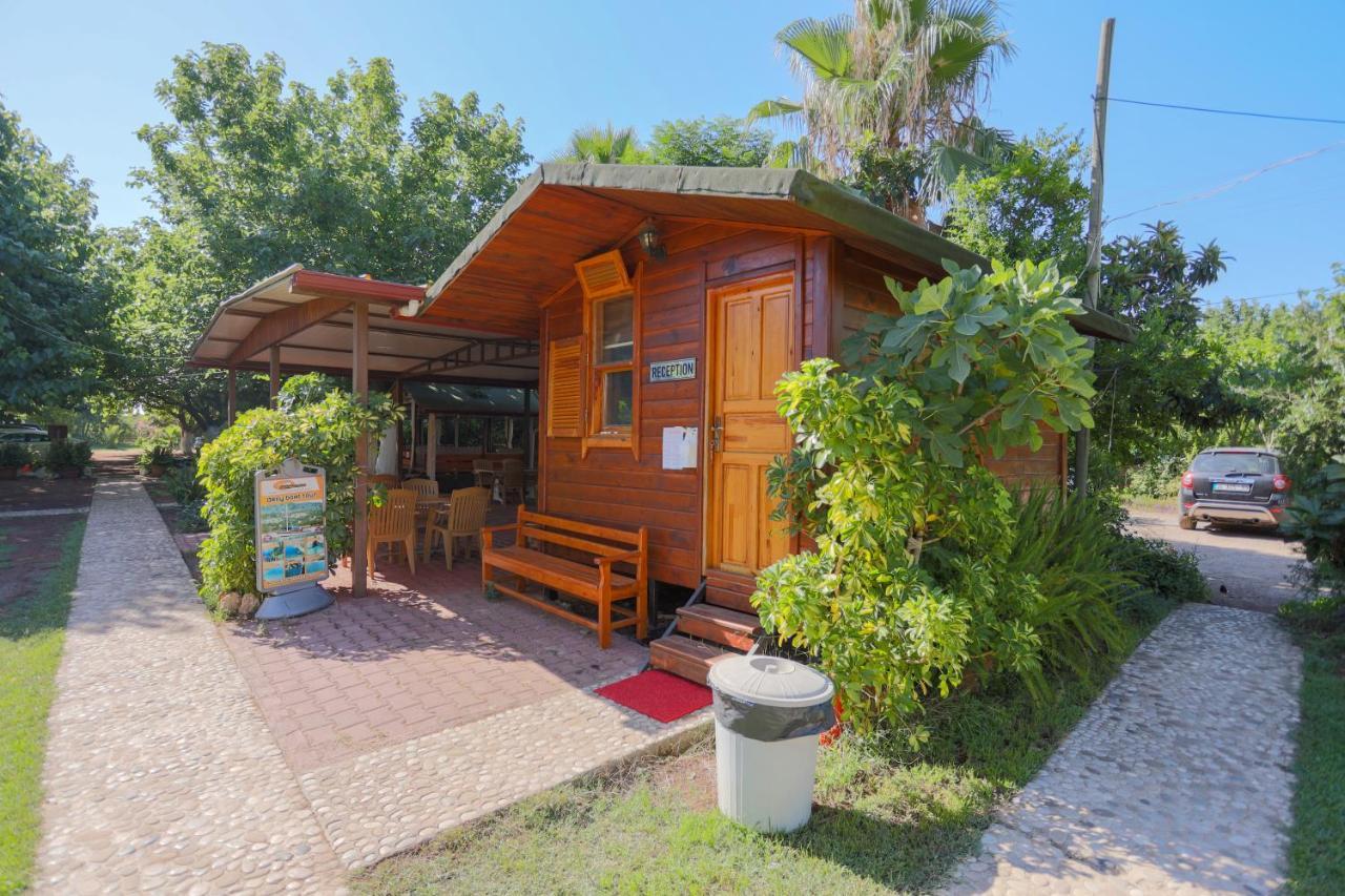 Ugur Pansiyon Bungalows Cirali Exterior foto