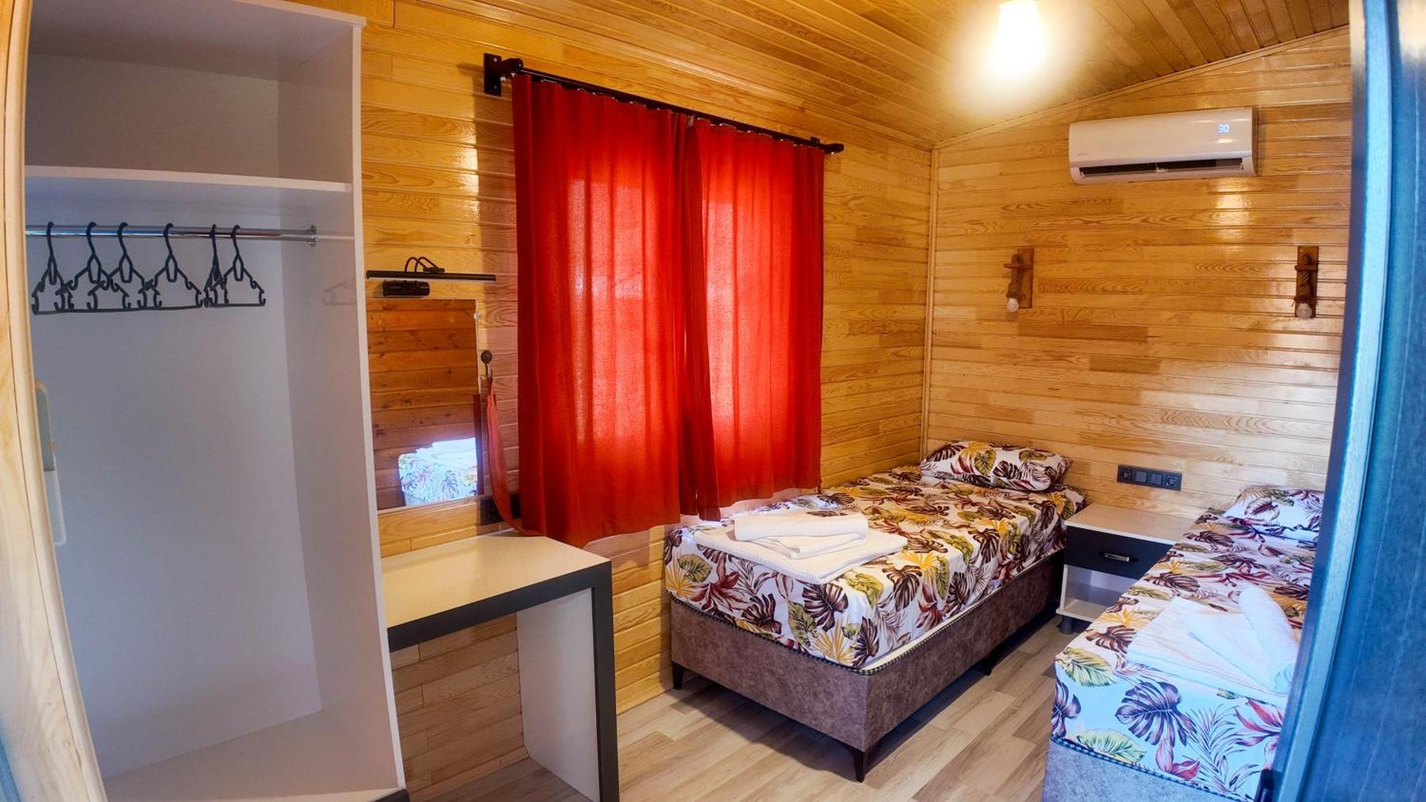 Ugur Pansiyon Bungalows Cirali Exterior foto