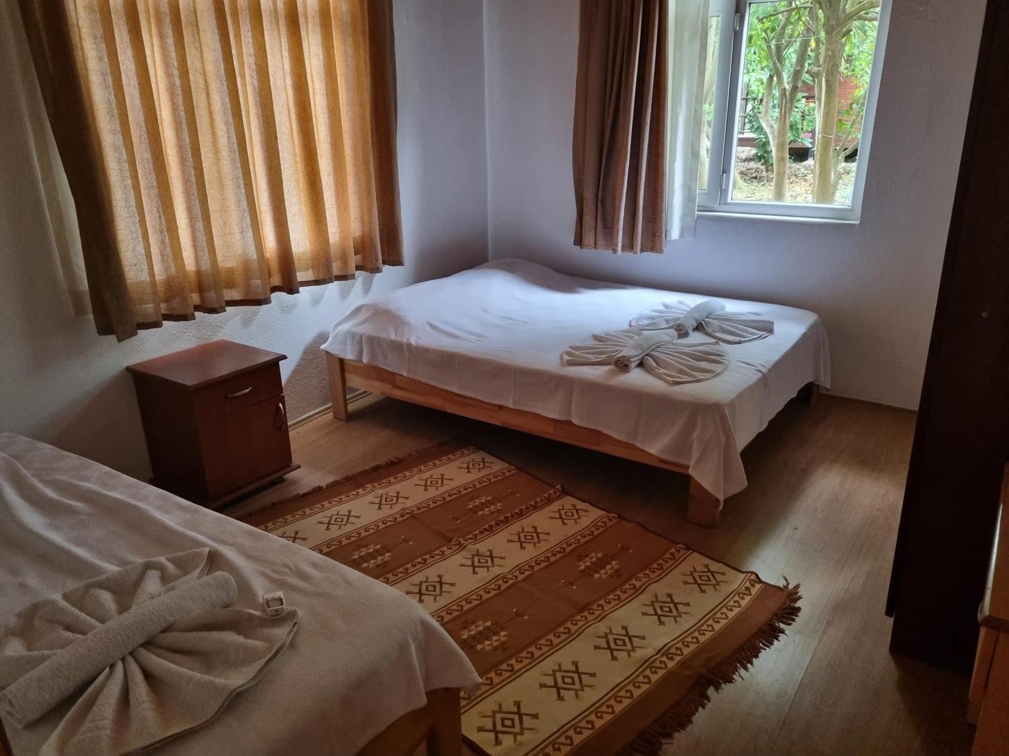 Ugur Pansiyon Bungalows Cirali Exterior foto
