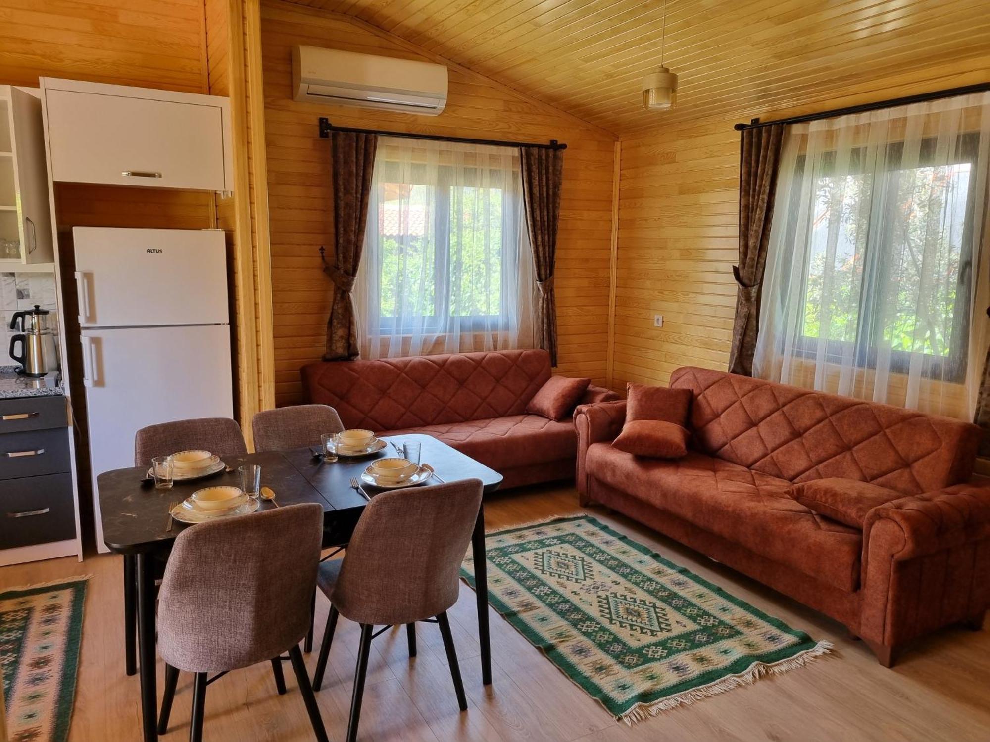 Ugur Pansiyon Bungalows Cirali Exterior foto
