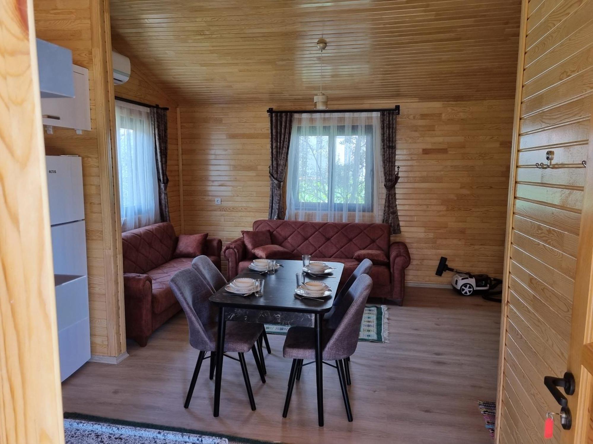 Ugur Pansiyon Bungalows Cirali Exterior foto